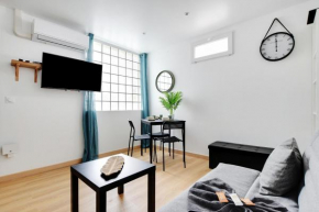 Charming 1 Bedroom - Romainville 1